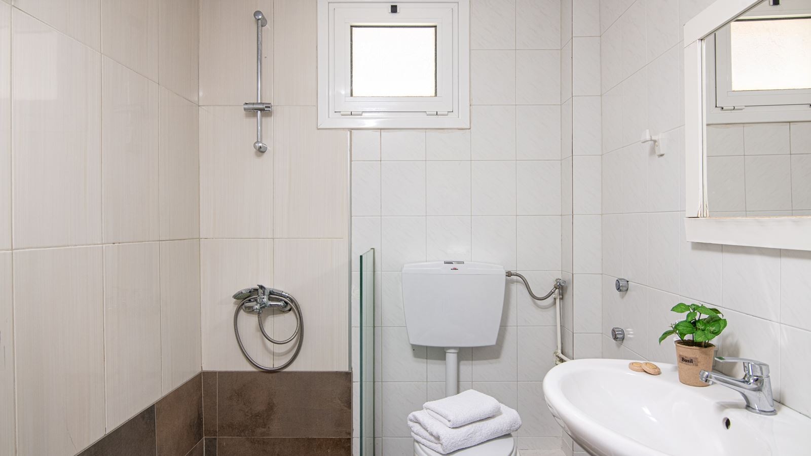 rooms-family-apartment-with-sea-view