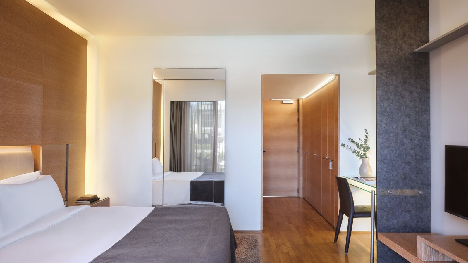 rooms-superior-room-garden-view