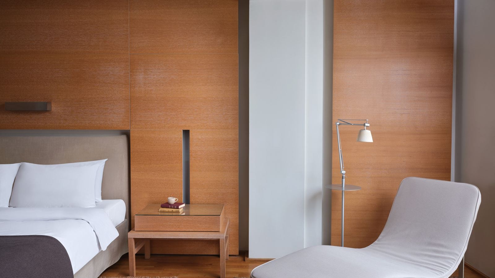 rooms-junior-suite-garden-view