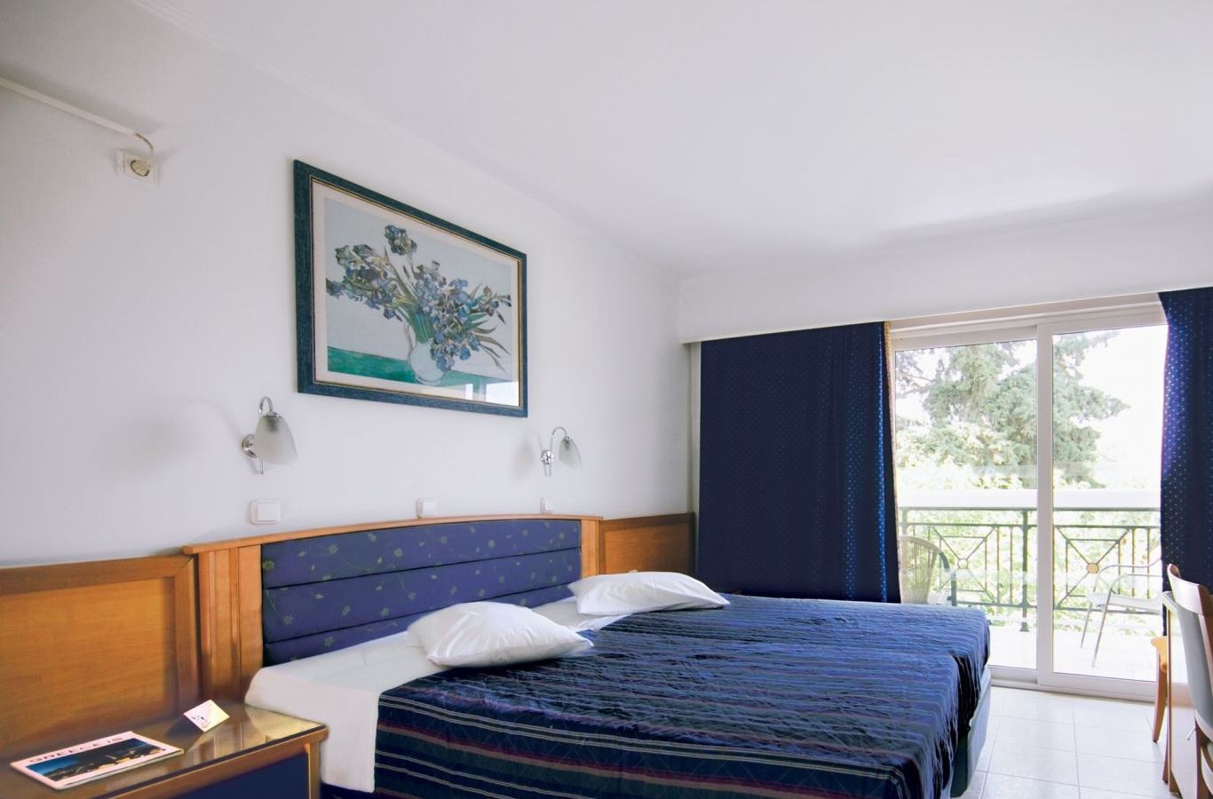 rooms-standard-twin-room-land-view-balcony-or-terrace