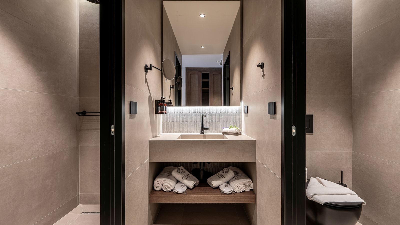 rooms-suite-premium-swimup