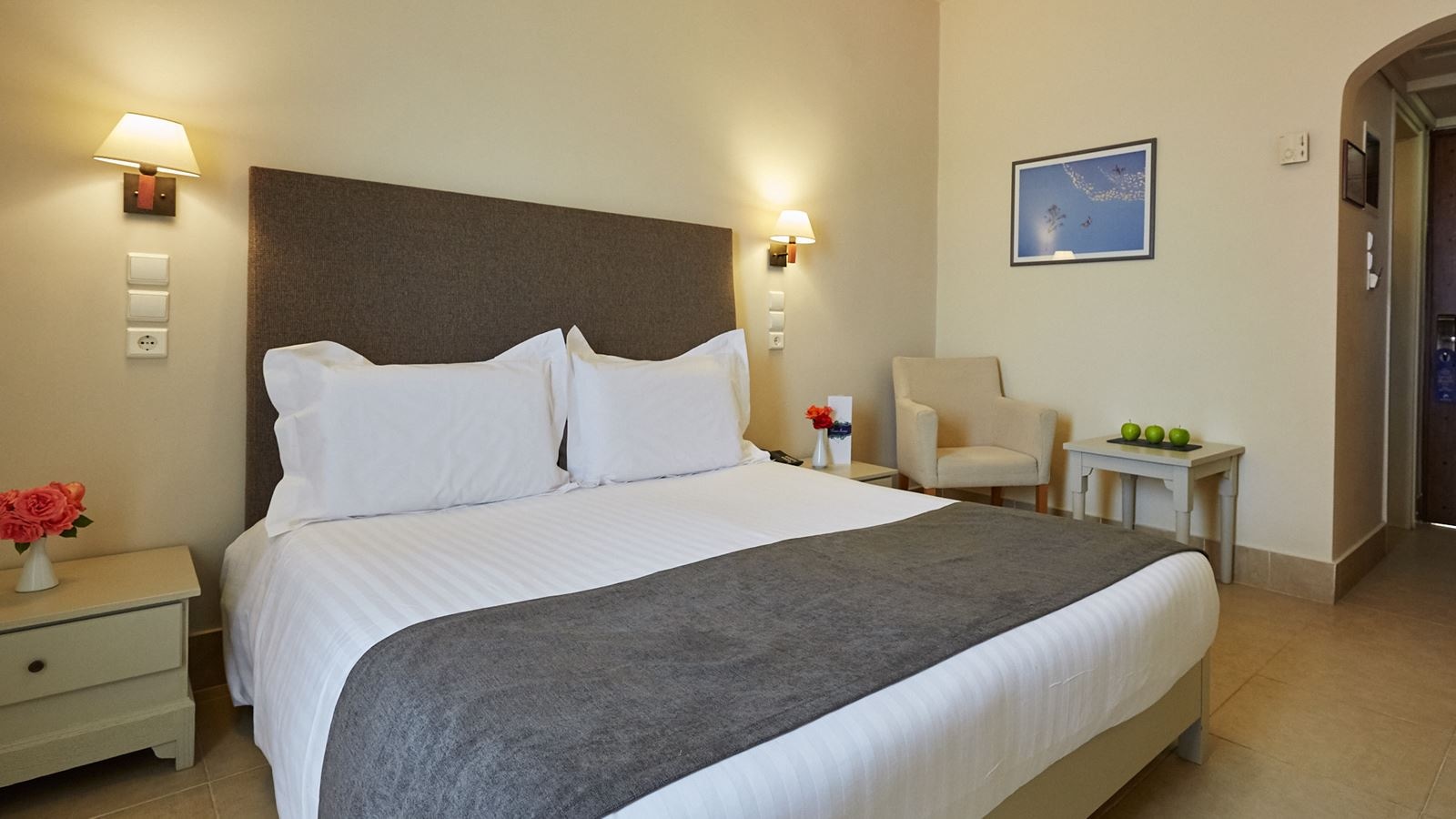 rooms-room-twindouble-beach-front