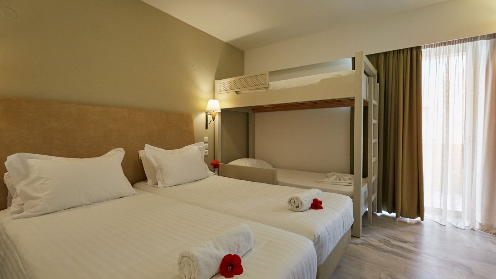 rooms-room-family-open-plan