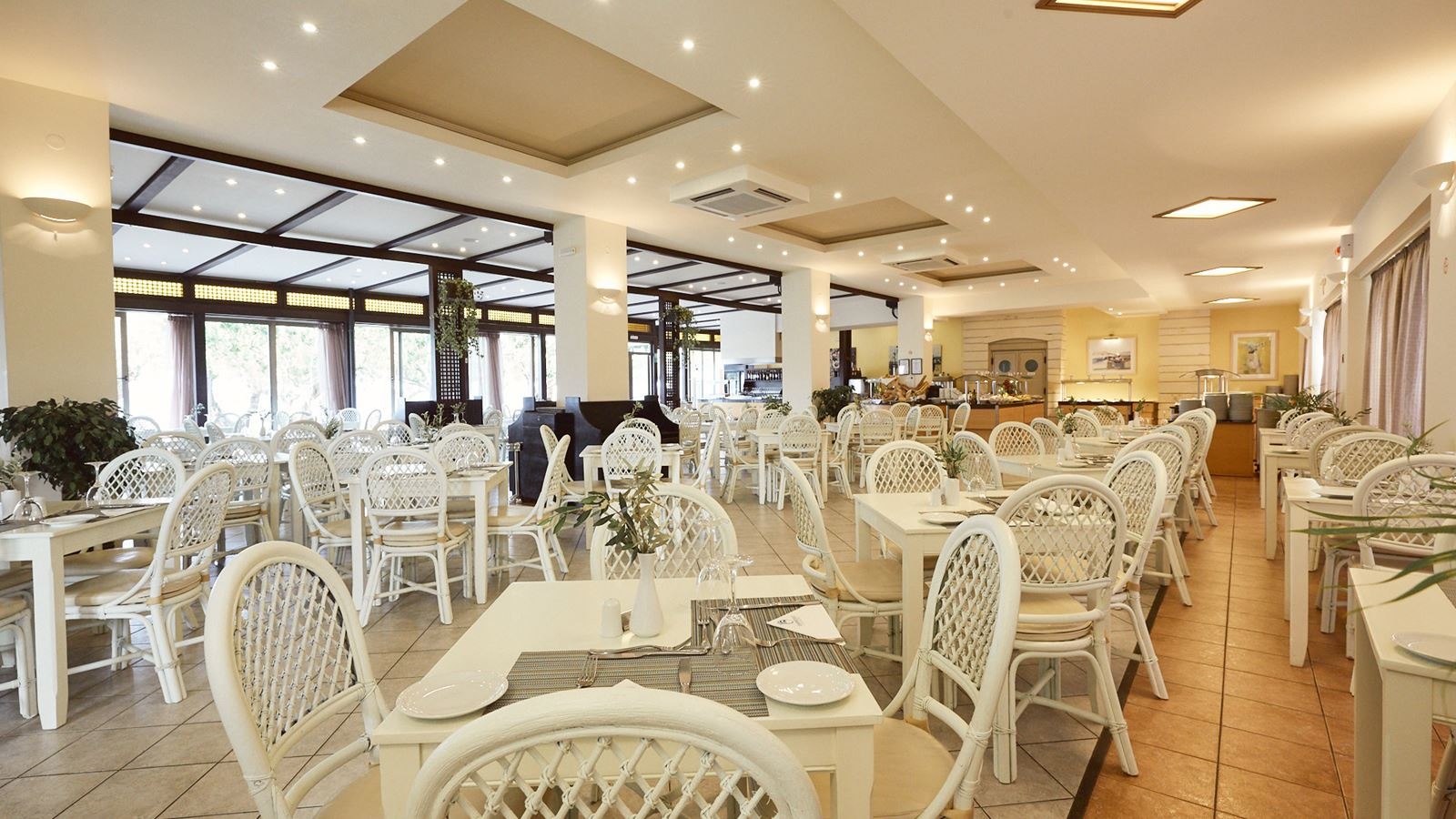 restaurants-main-restaurant