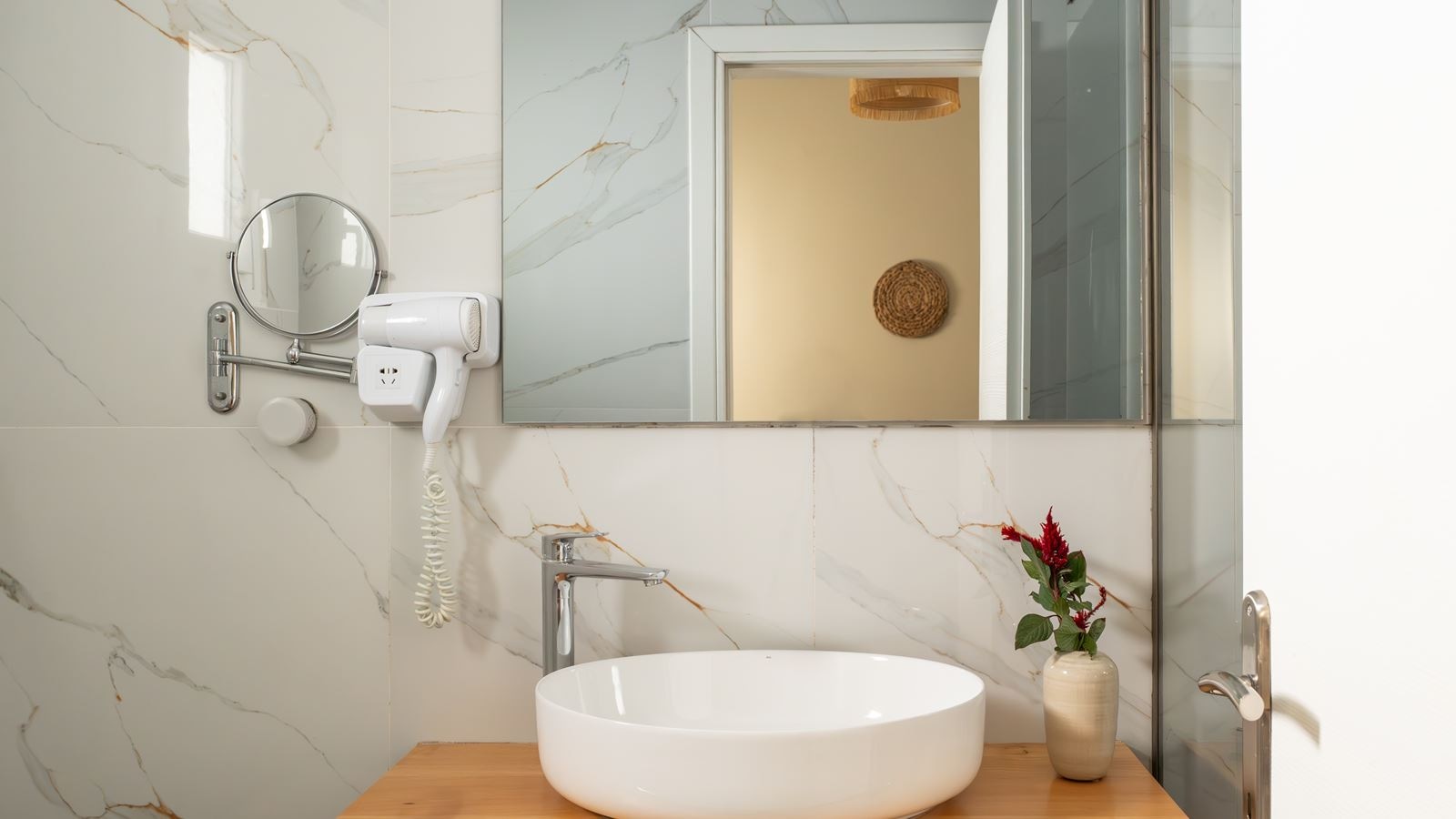 rooms-classic-triple-room