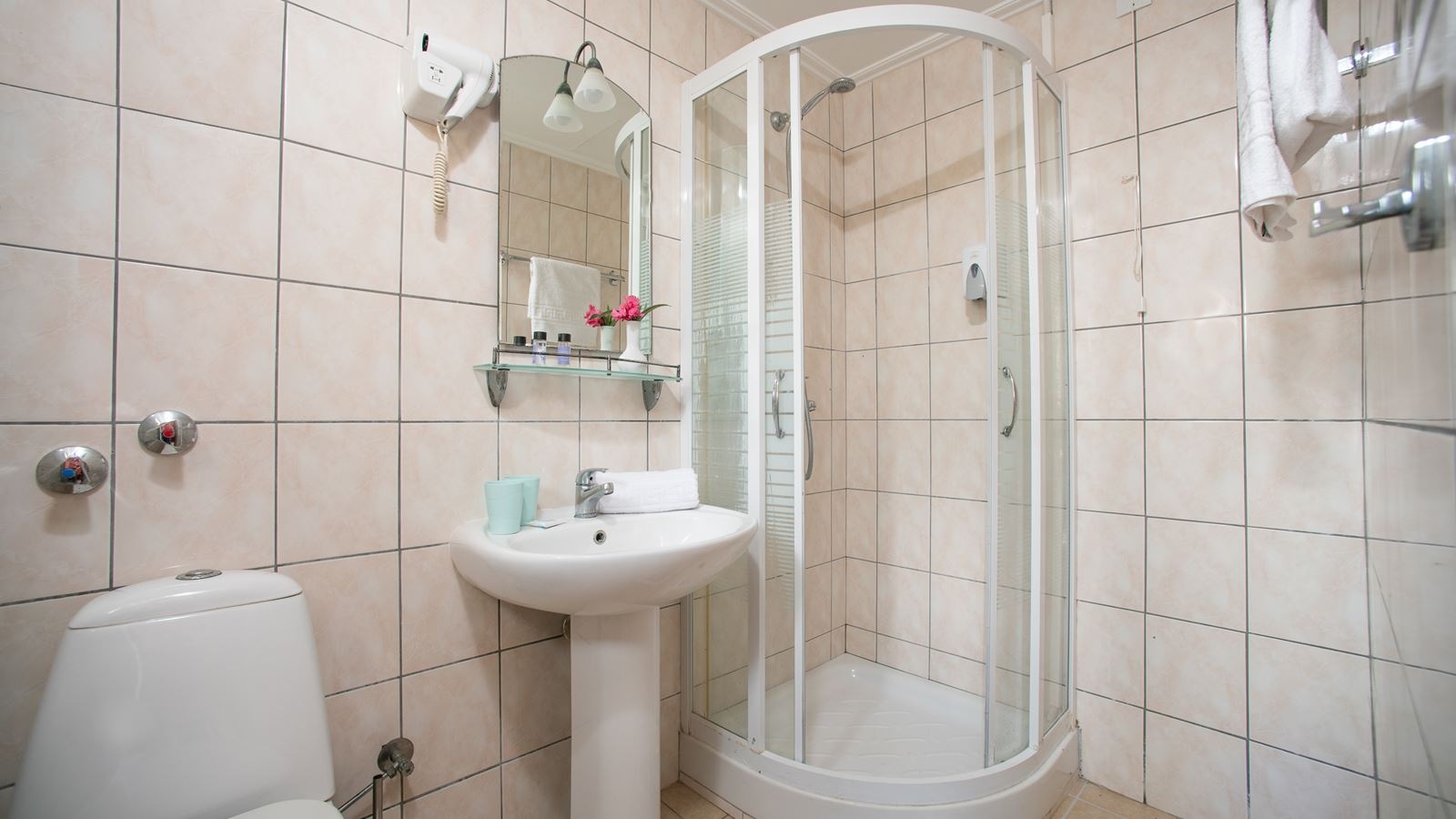 rooms-family-large-bunkbed-sea-view-balcony-or-terrace