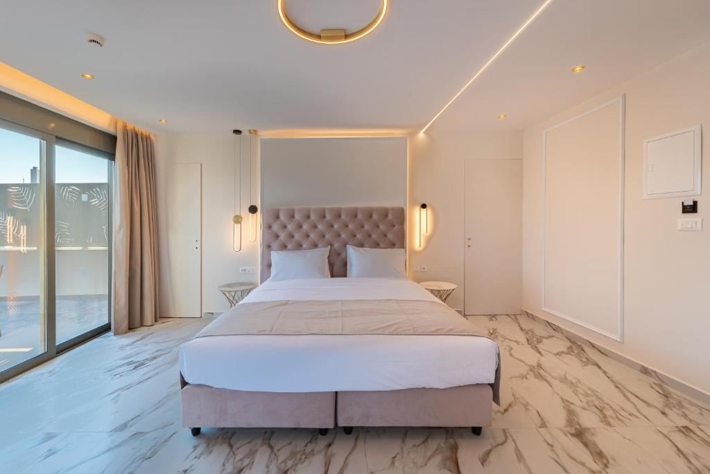 rooms-deluxe-king-suite