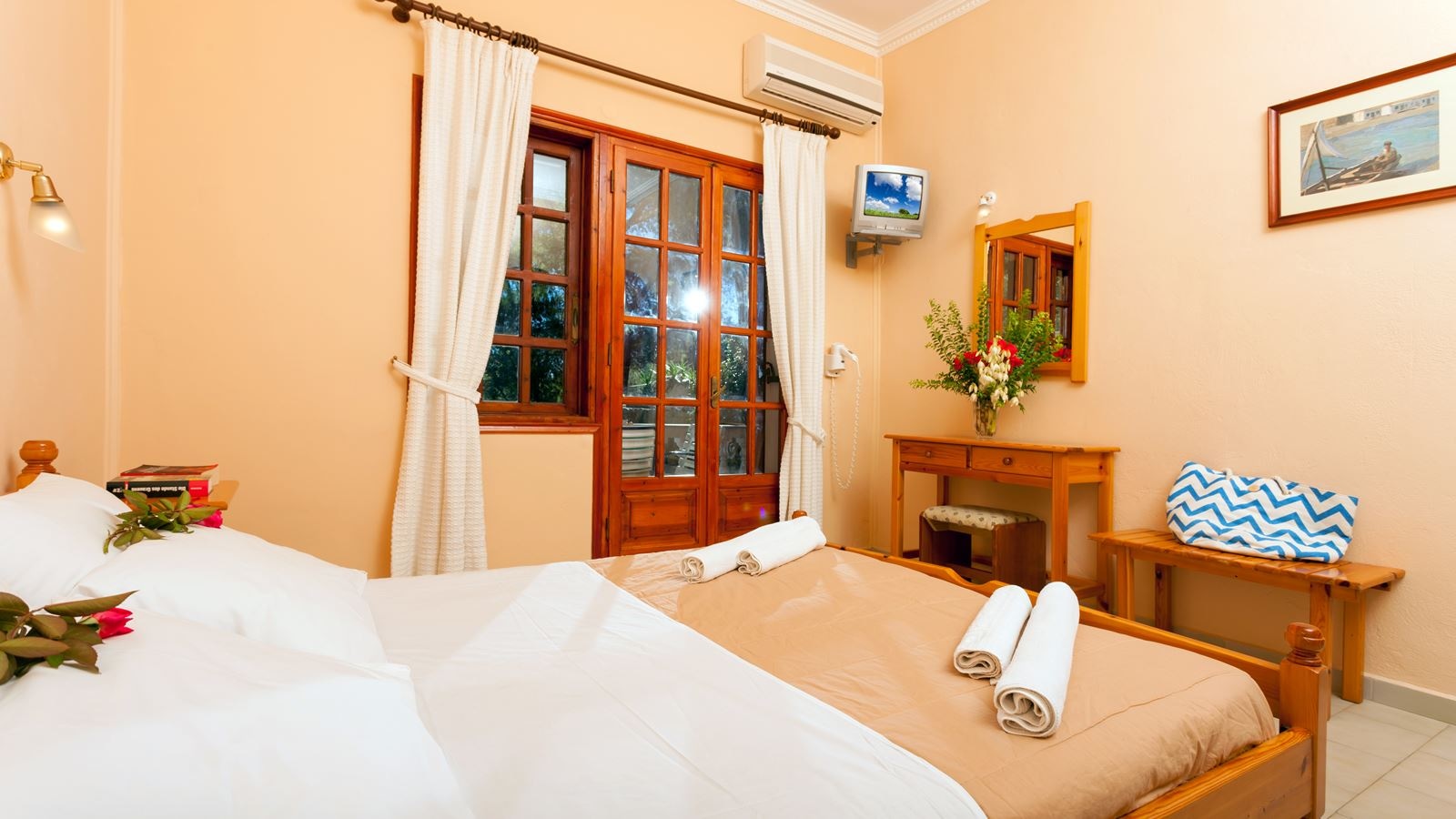 rooms-apartment-terrace