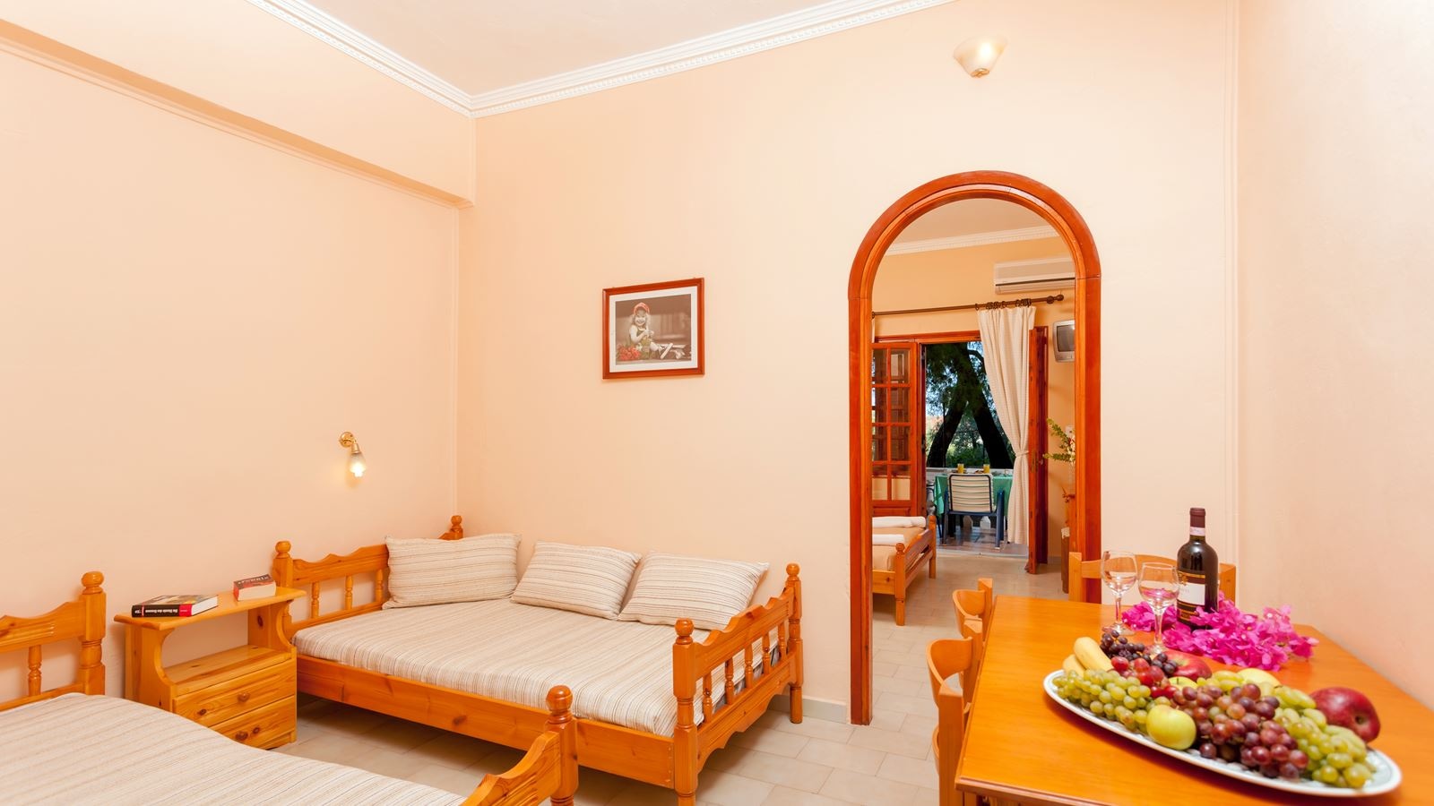 rooms-apartment-terrace