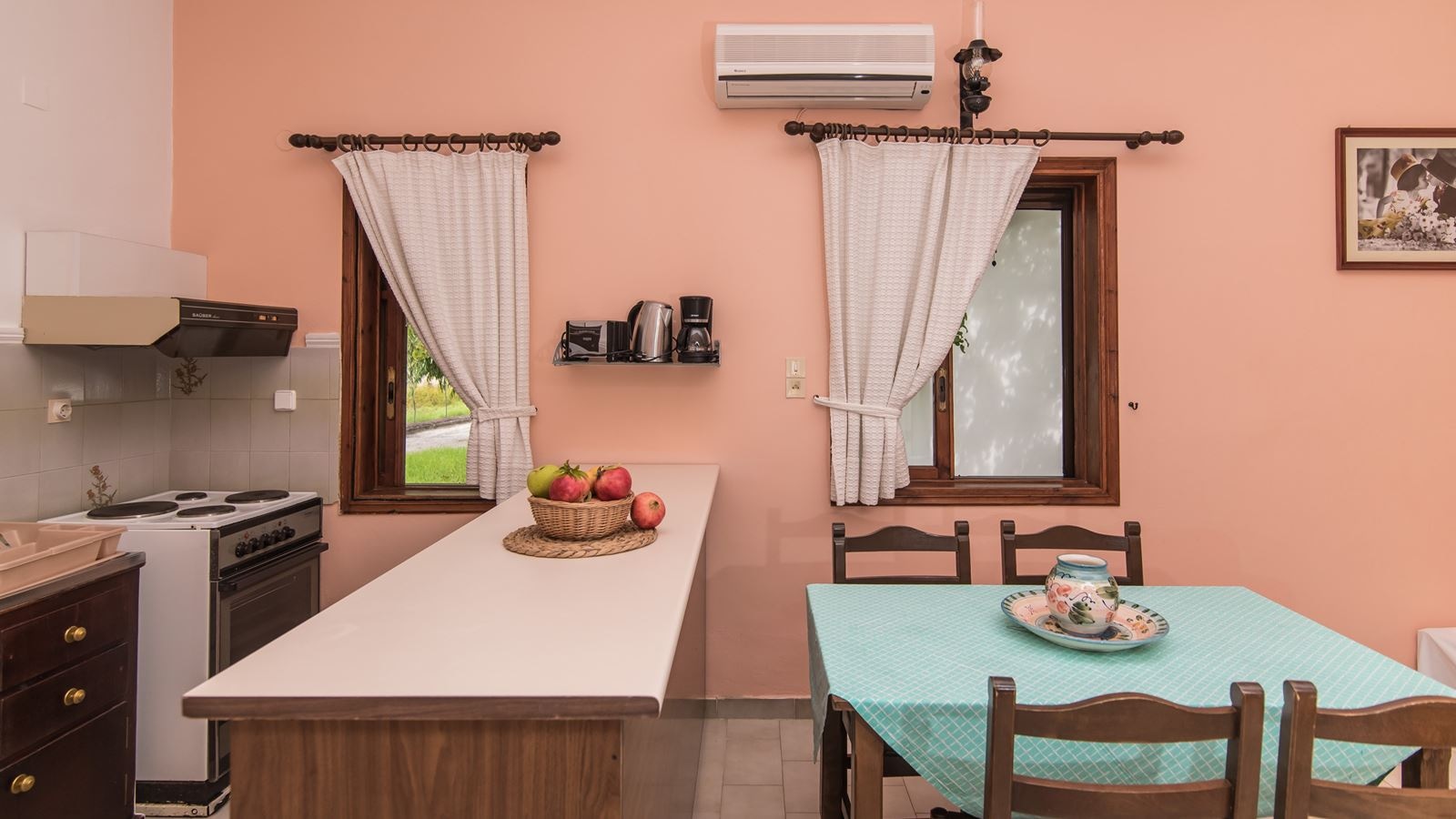 rooms-villa-classic-terrace