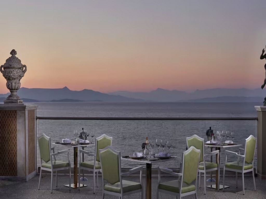 restaurants-zoe-main-restaurant