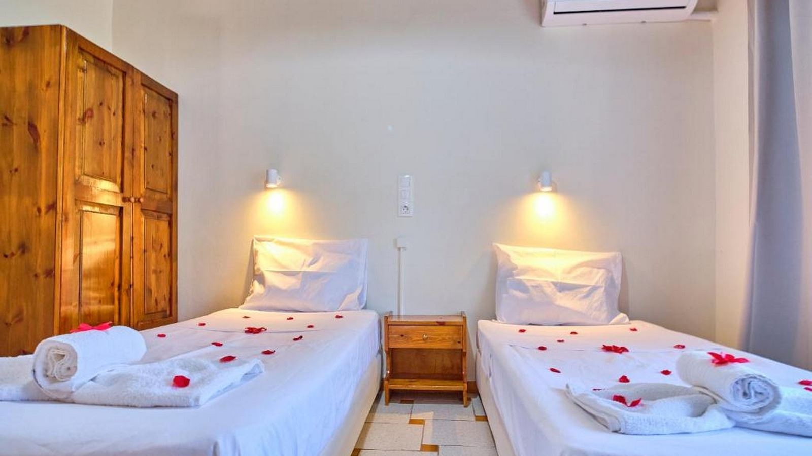 rooms-apartment-2-bedrooms