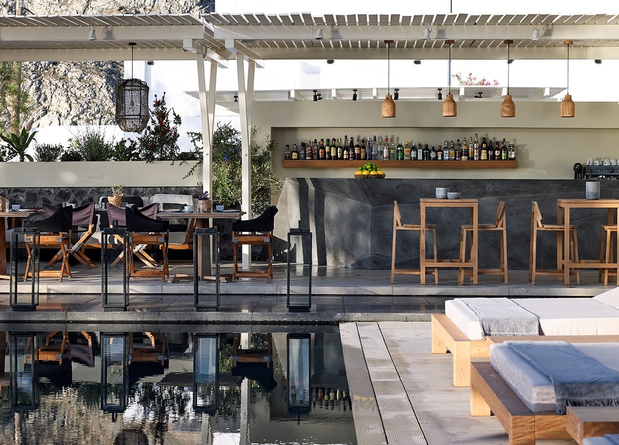 bars-bar-restaurant-area