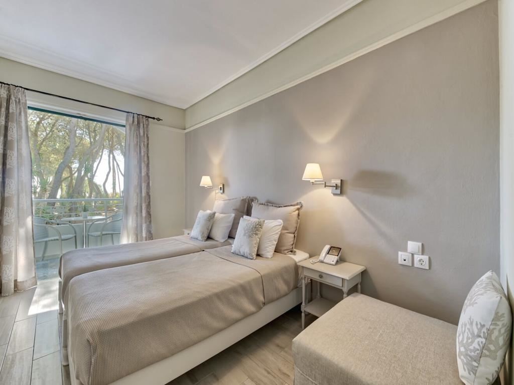 rooms-double-room-standard-plus-balcony