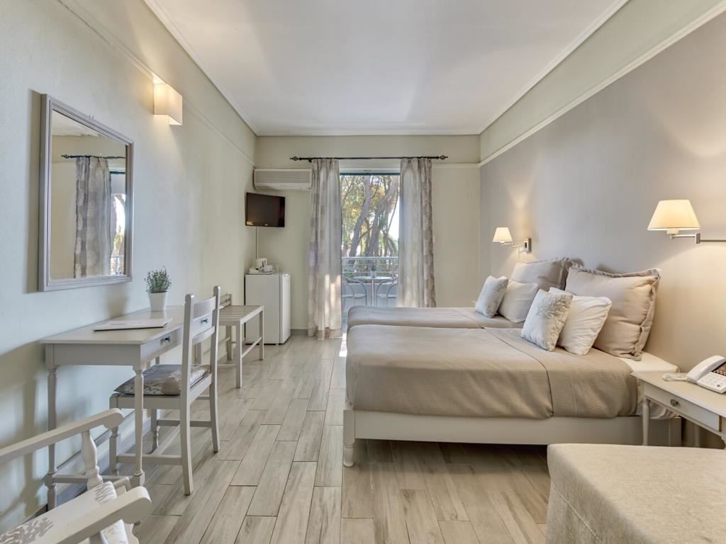 rooms-double-room-standard-plus-balcony