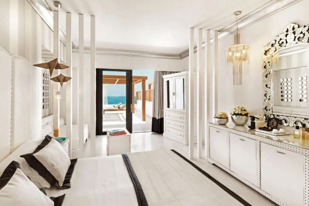 rooms-junior-suite-sea-view-with-whirpool-spa-jazzi