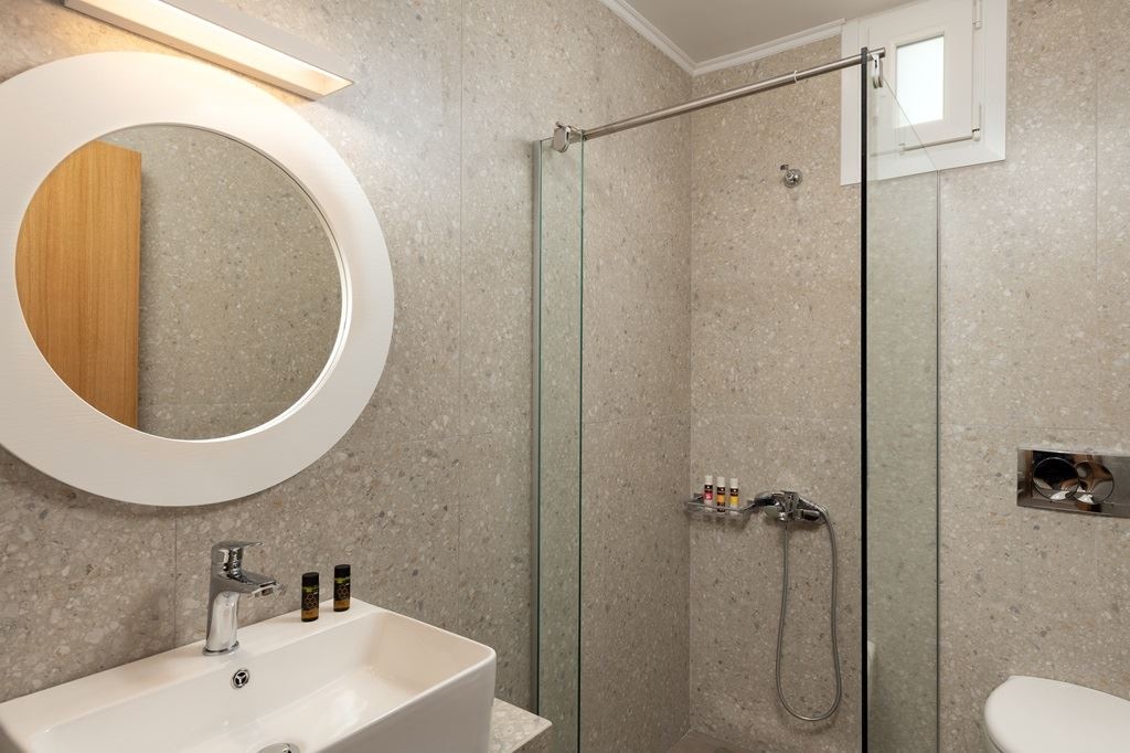 rooms-double-room-deluxe-balcony