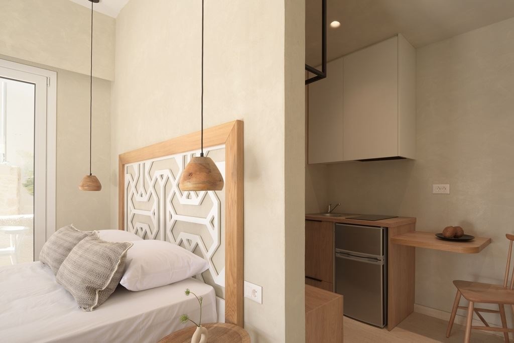 rooms-studio-deluxe-balcony