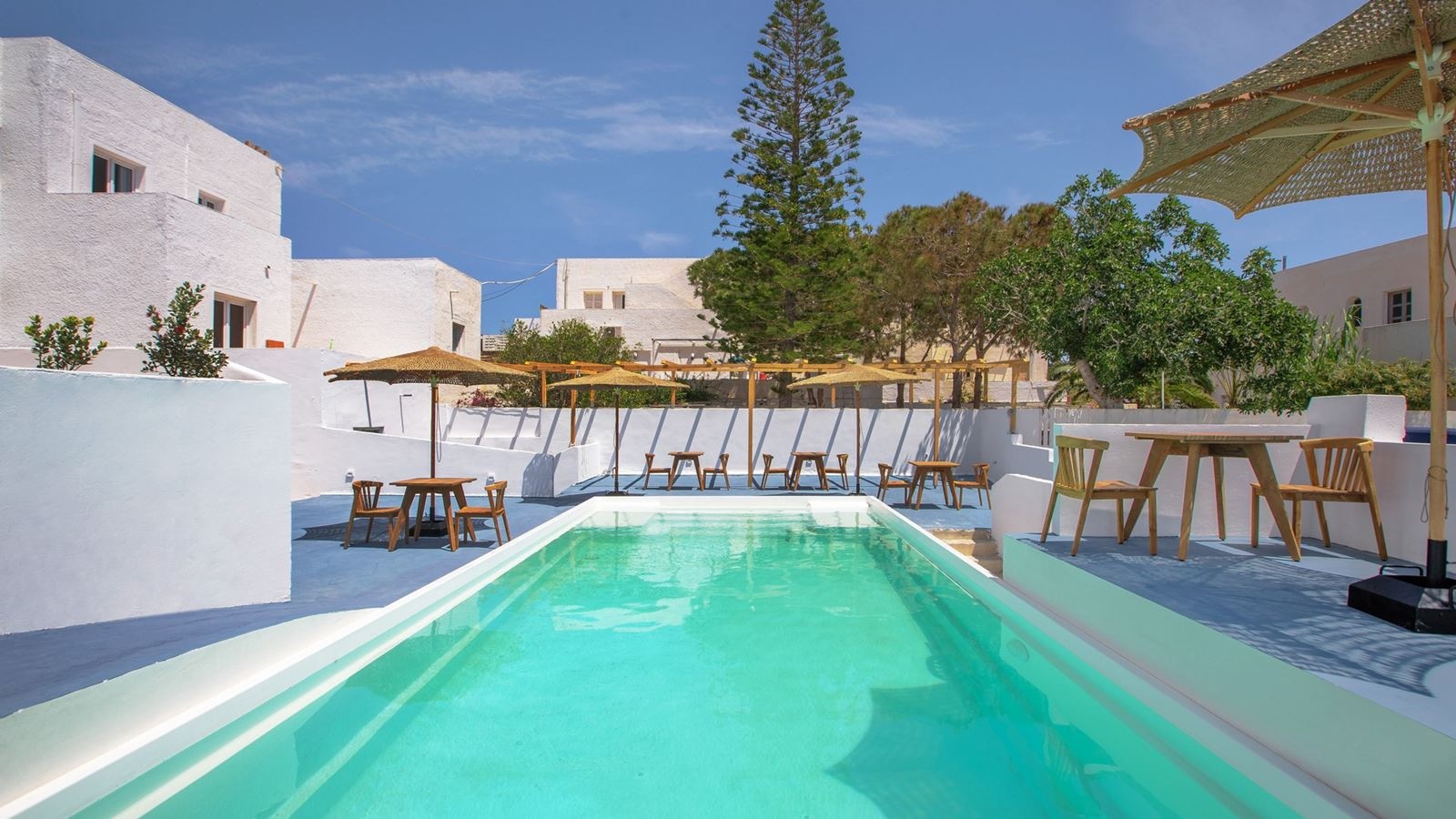pools-outdoor-pool