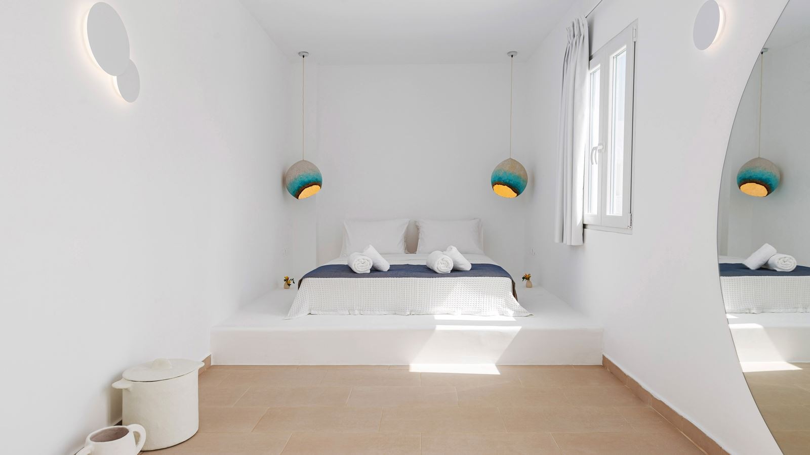 rooms-junior-suite-with-balcony