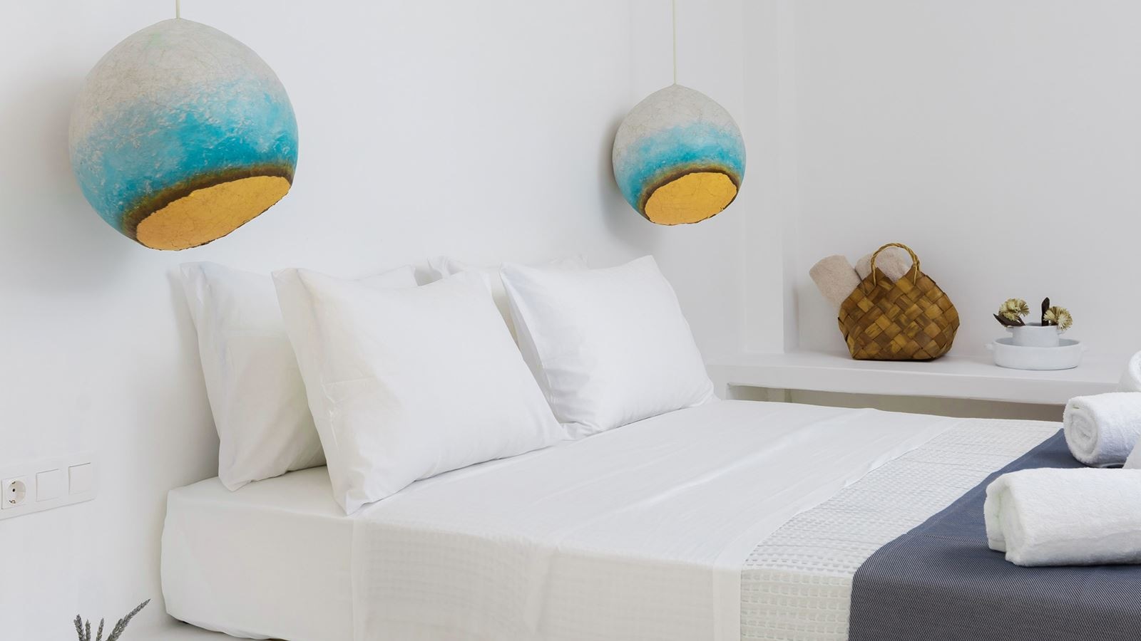 rooms-standard-double-room-with-balcony