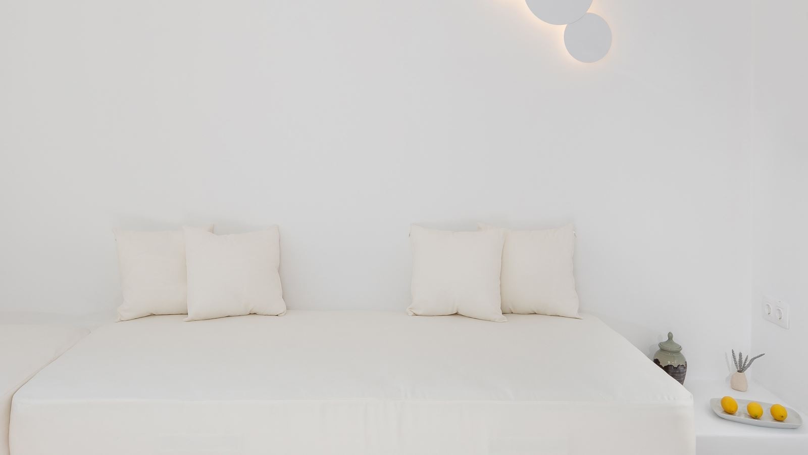 rooms-superior-room-with-jacuzzi--sea-view