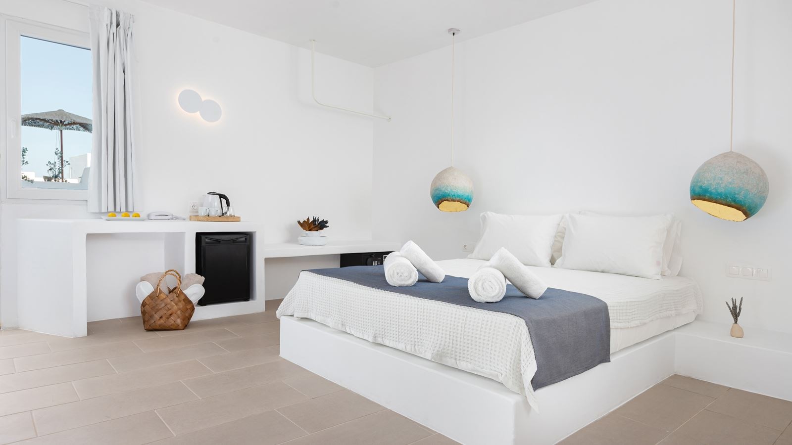 rooms-standard-double-room-with-jacuzzi--sea-view
