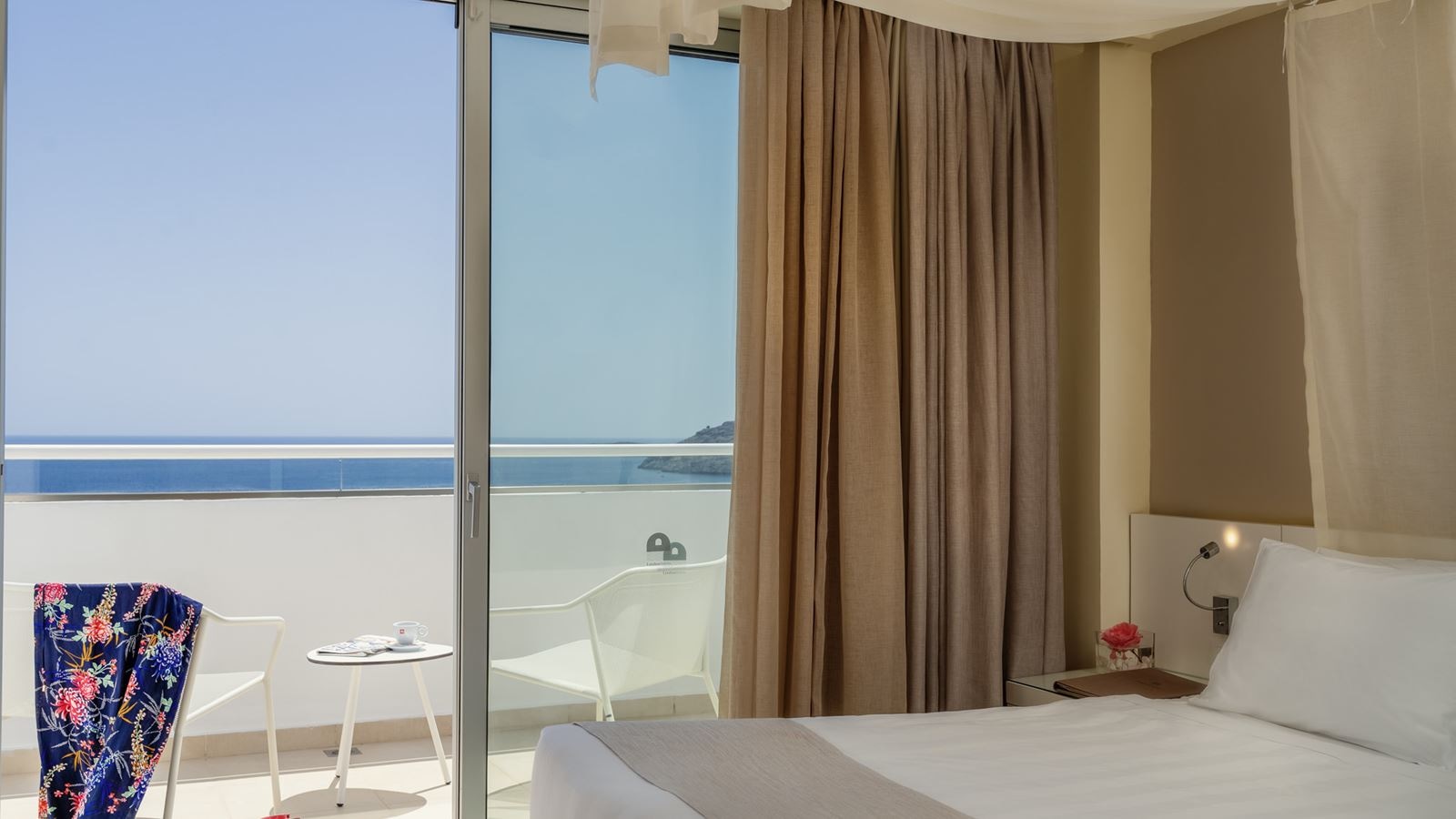 rooms-junior-suite-sea-view