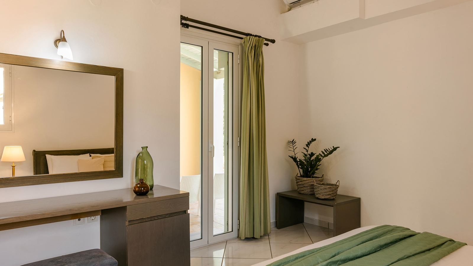 rooms-two-bedroom-family-superior-pool-view-balcony-or-terrace