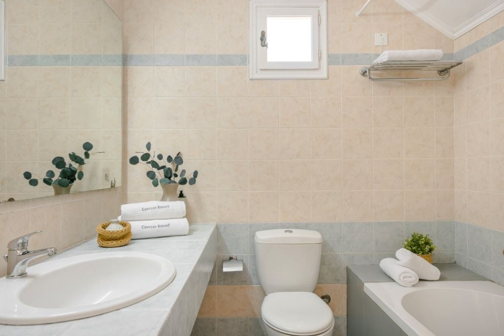 rooms-one-bedroom-family--superior-garden-view-balcony-or-terrace