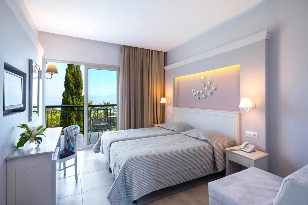 rooms-superior--side-sea-view