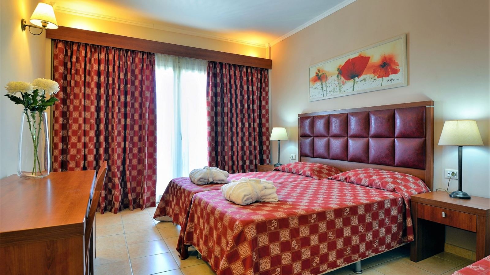 rooms-twin-standard-room-mountain-view-or-pool-view