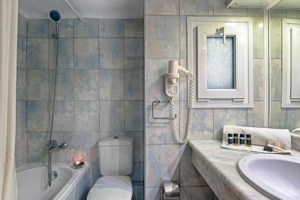 rooms-2-bedroom-family-lake-view