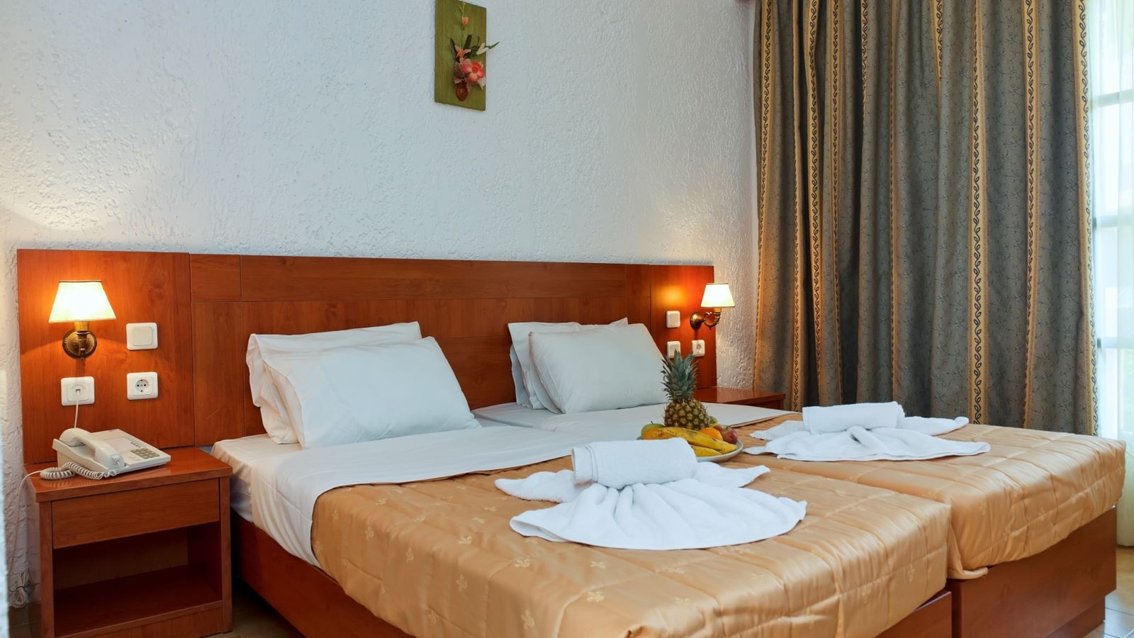 rooms-bungalow-standard-triple-gardenview-balcony-or-terrace