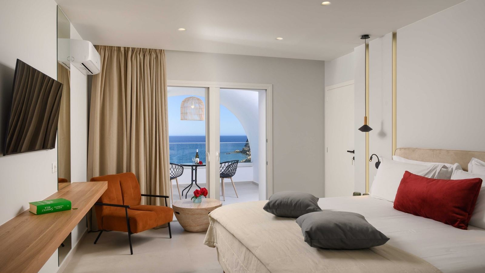 rooms-superior-double-room-seaview-balcony-or-terrace