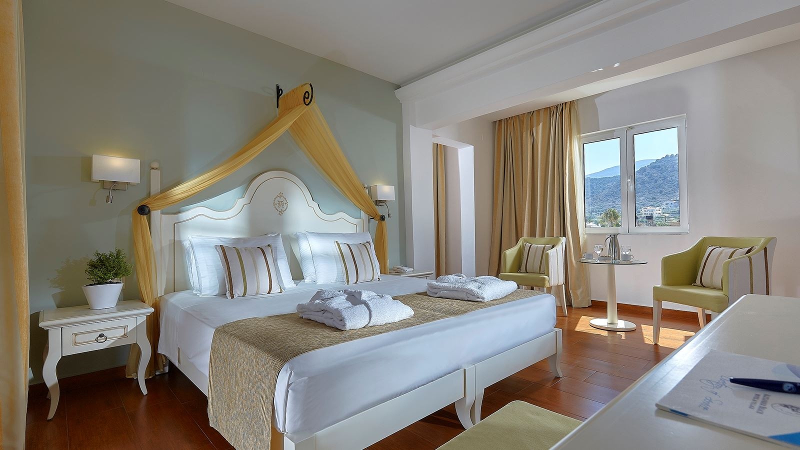 rooms-premium-family-suite-2-rooms-garden-view