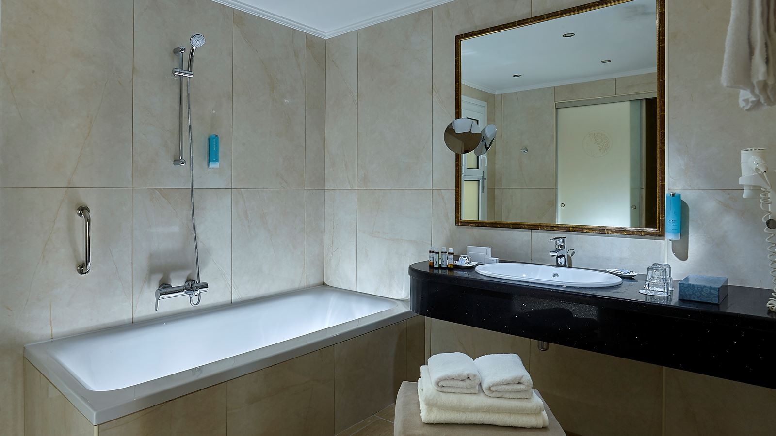 rooms-dream-villa-athena2-bedrooms-beach-front-with-private-pool