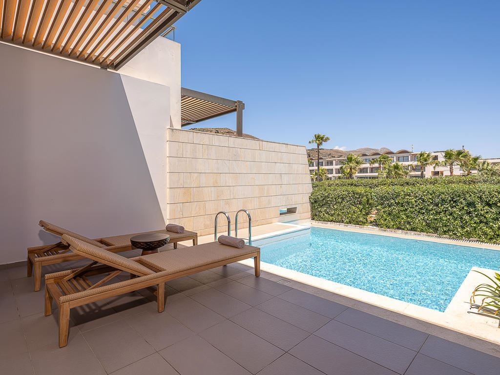 rooms-junior-suite-private-pool