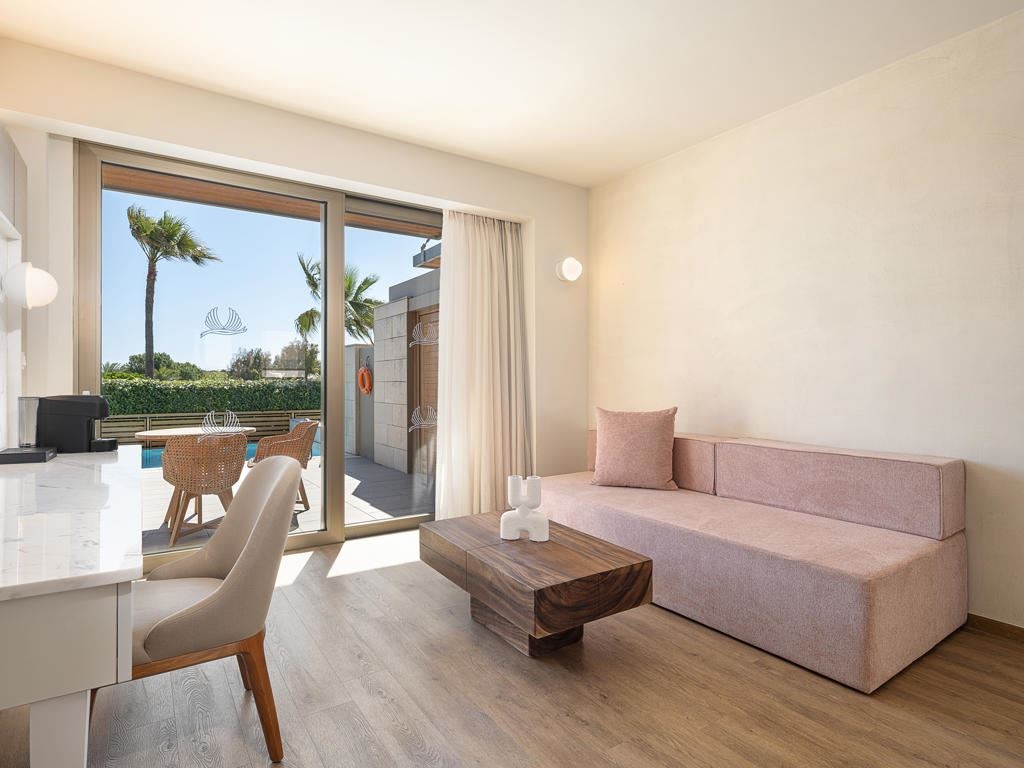 rooms-premium-suite-private-pool