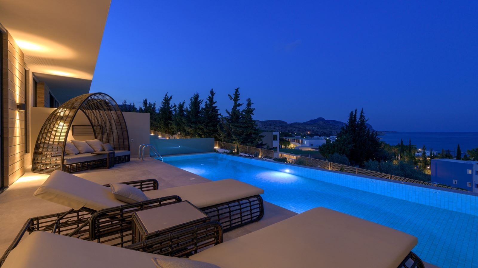 rooms-gea-adultsonly-suite-sea-view-with-private-pool