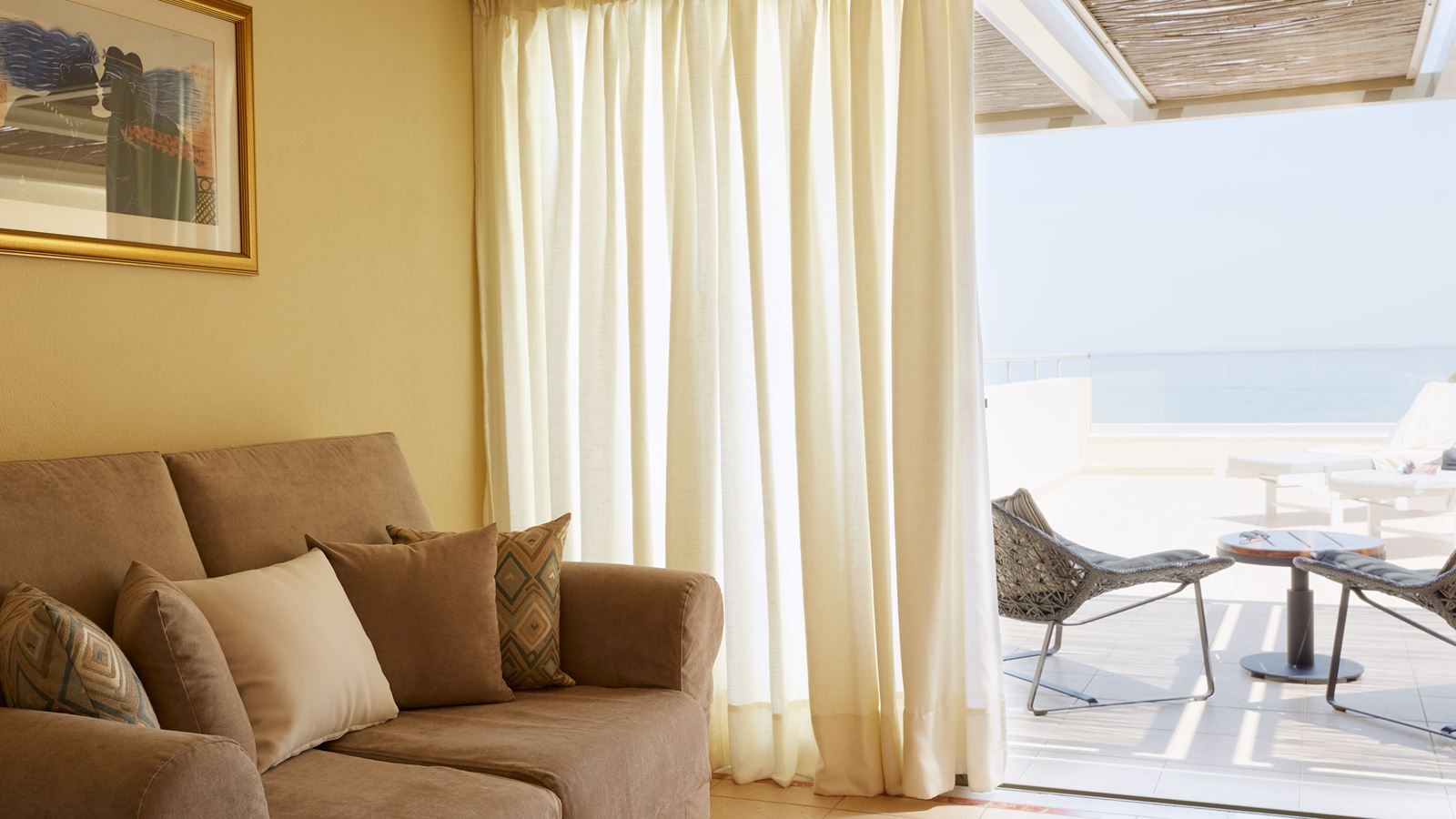 rooms-suite-junior-sea-view