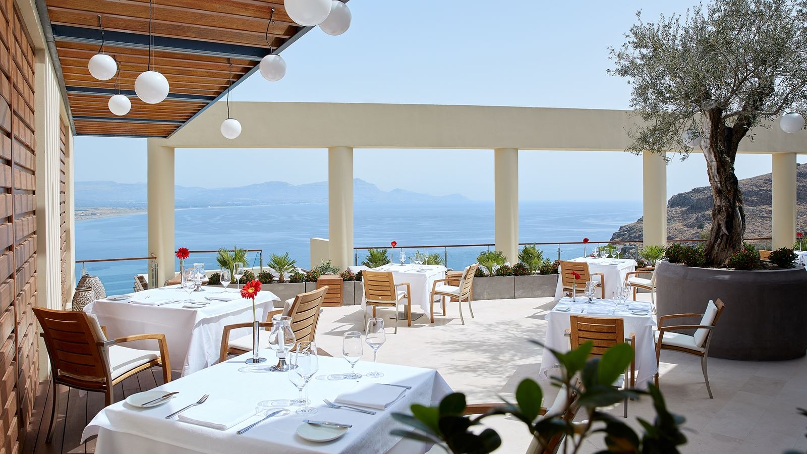 restaurants-five-senses-sophisticated-greek-gastronomy-ala-carte-restaurant