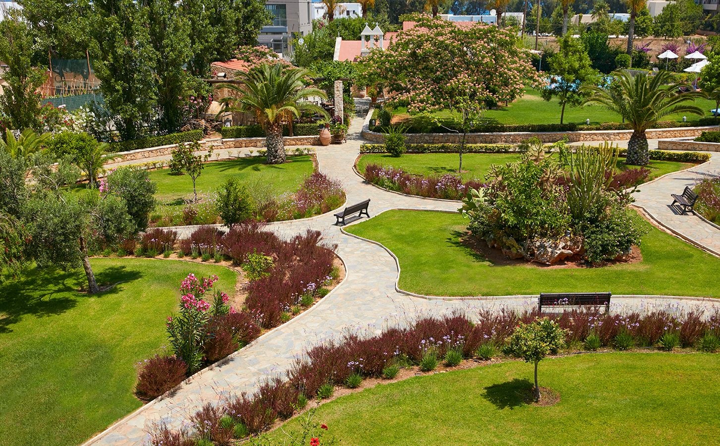 rooms-bungalow-double-gardenview