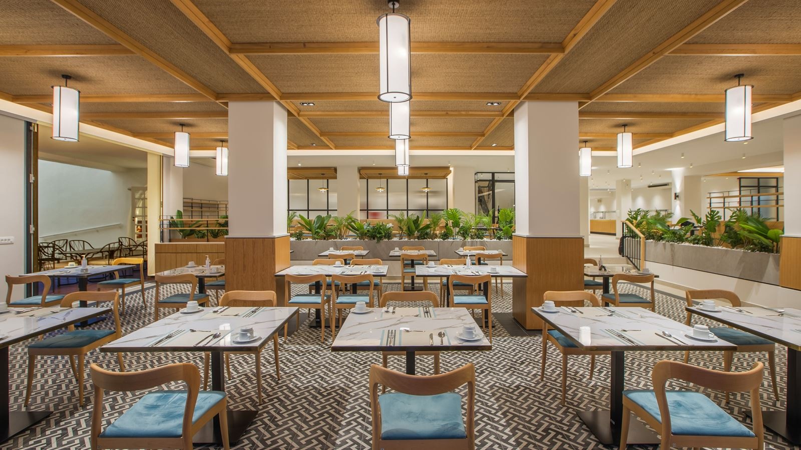 restaurants-main-restaurant