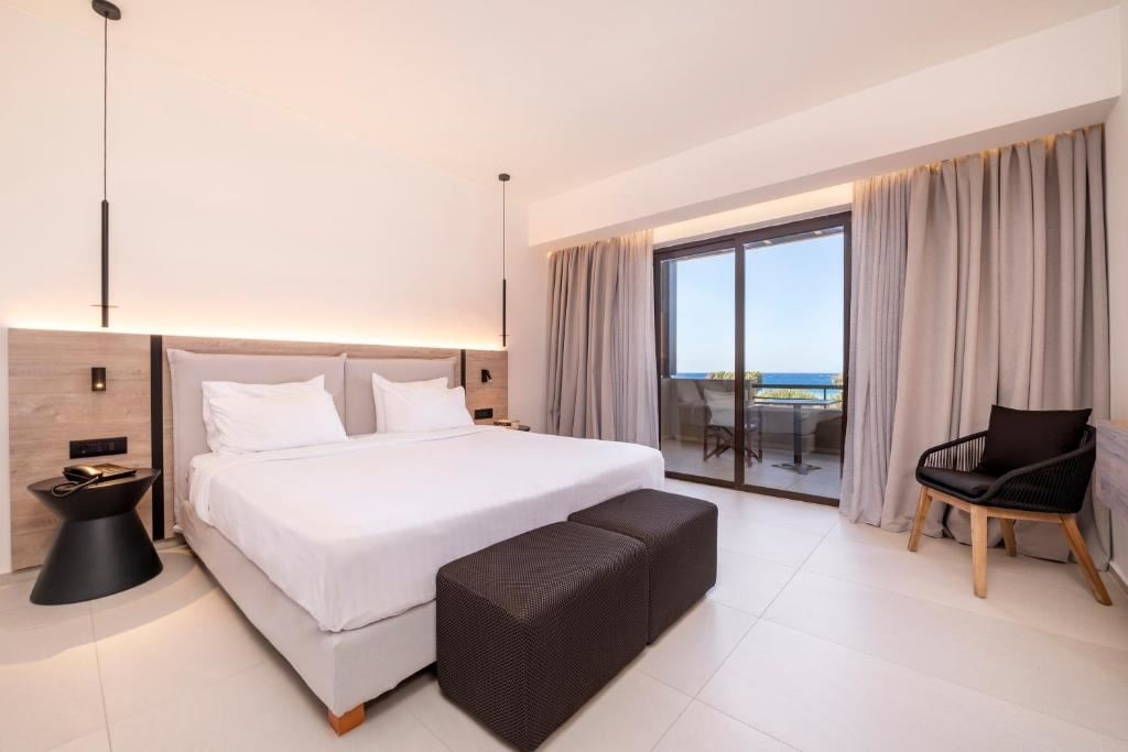 rooms-one-bedroom-suite-sea-view