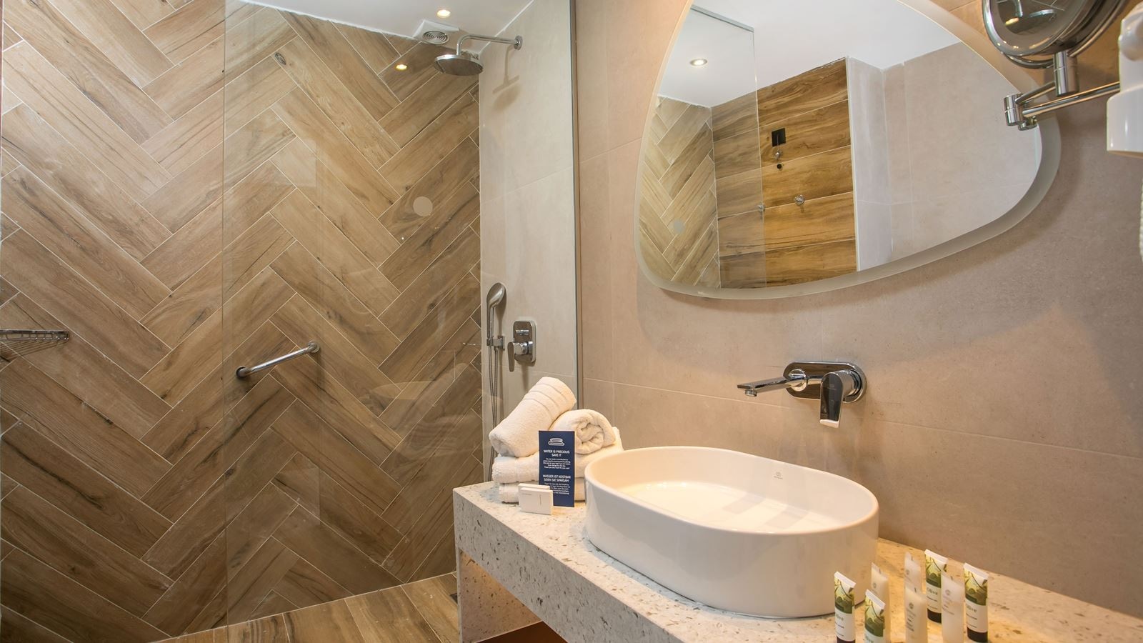 rooms-superior-suites-side-sea-view-with-private-pool