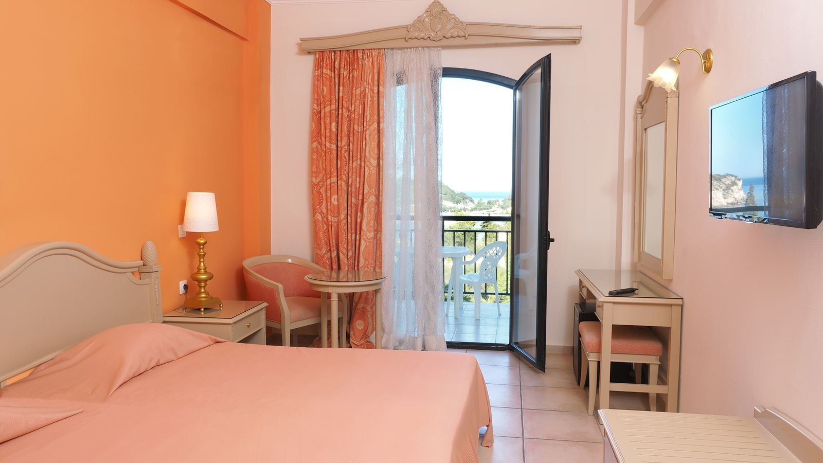 rooms-twin-side-sea-view-room