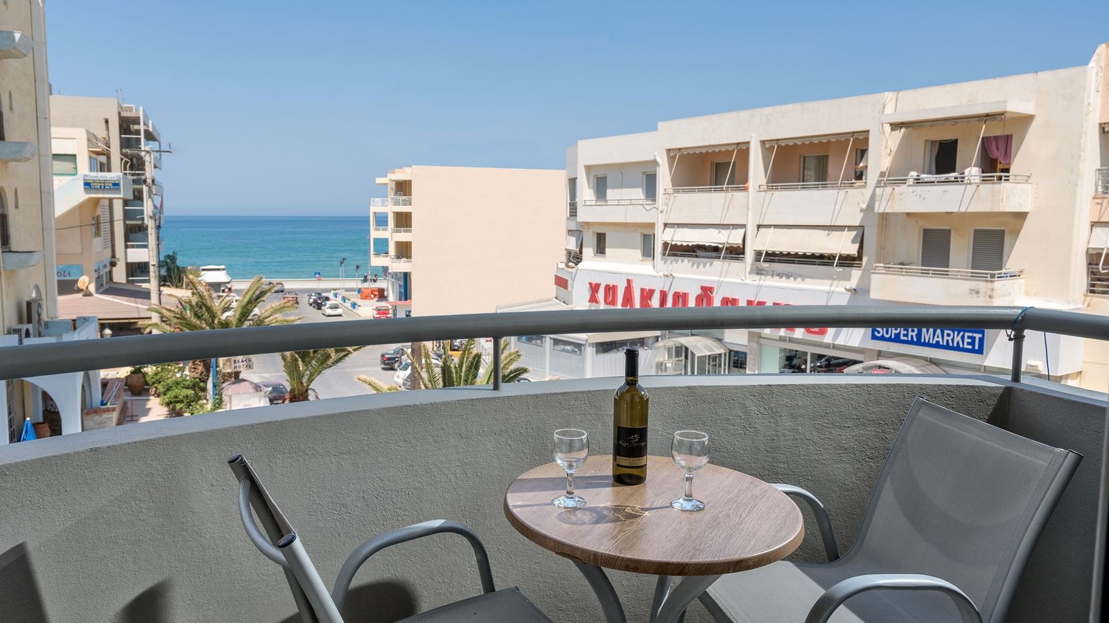 rooms-icarus-suite-junior-side-sea-view