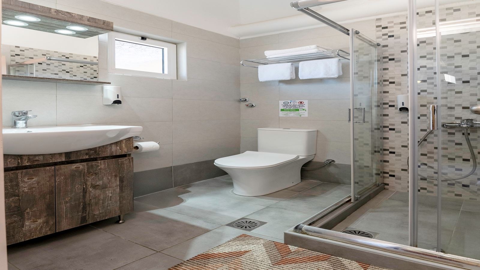 rooms-room-double-balcony-or-terrace