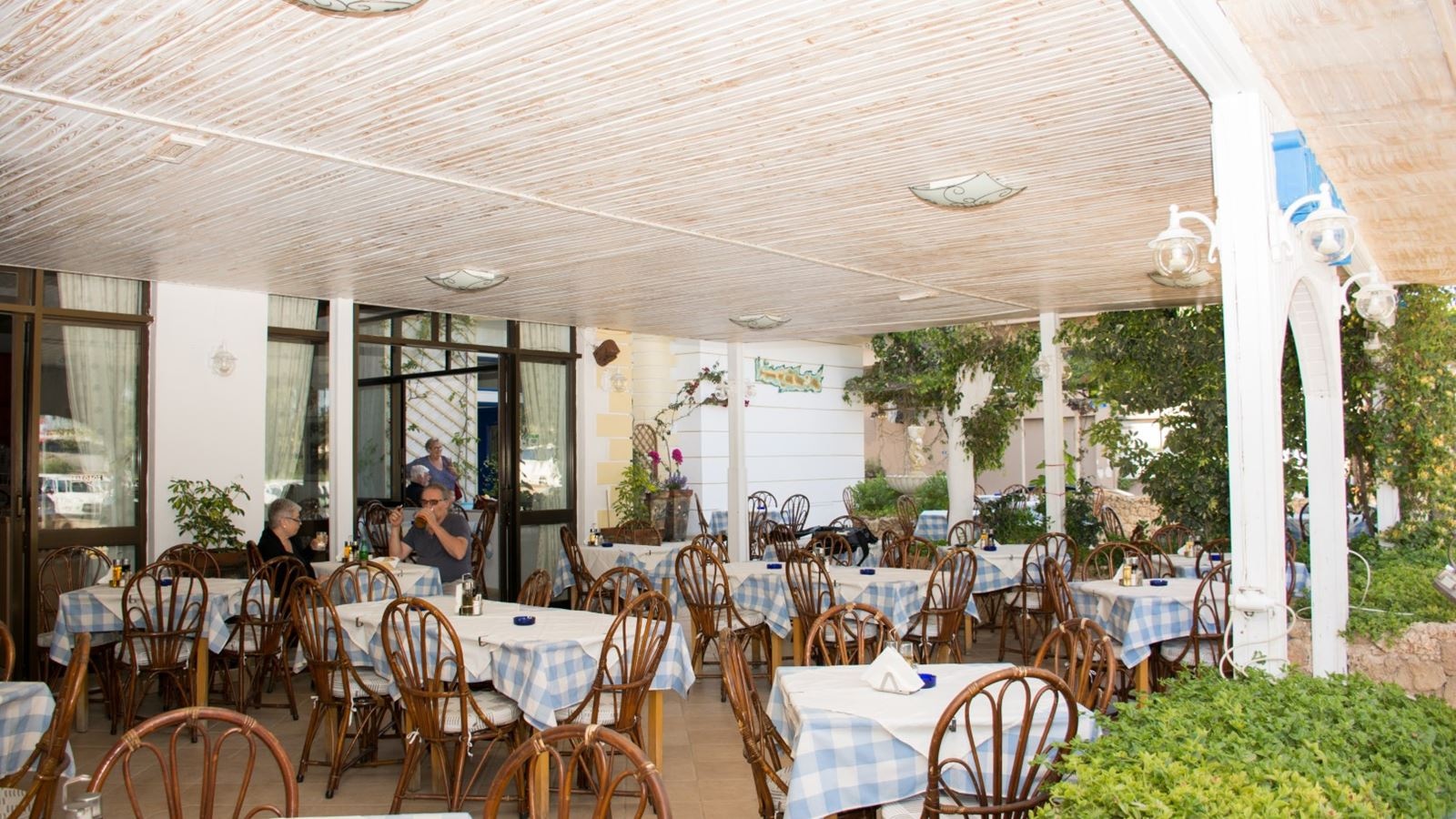 restaurants-main-restaurant